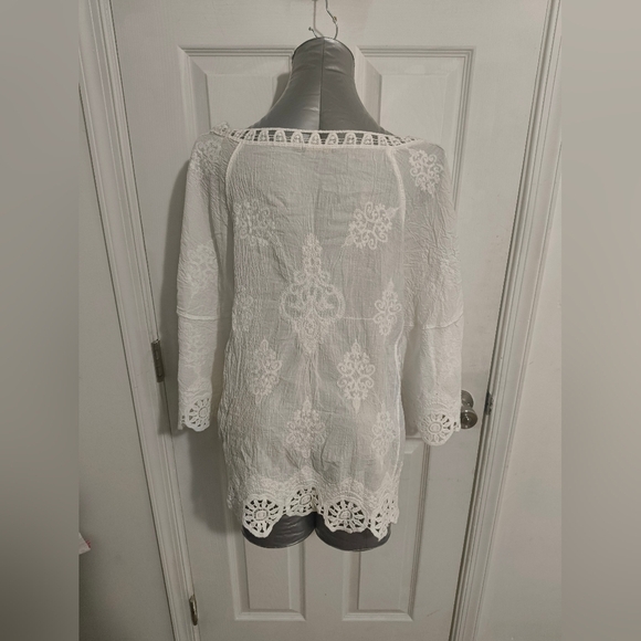 White Embellished Relaxed Blouse 39 - Picture 3 of 4